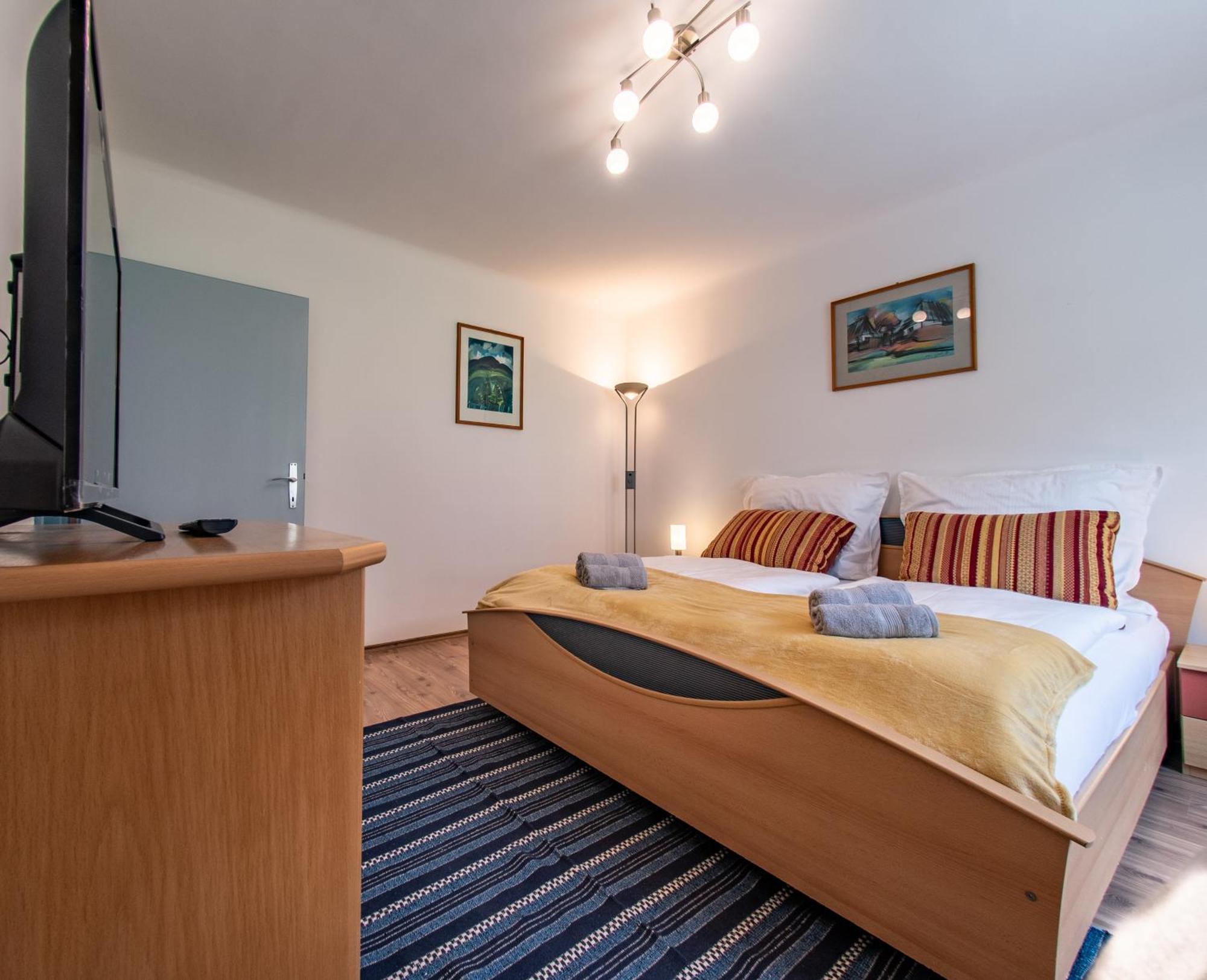 Erzhaus Apartments Eisenerz Kamer foto